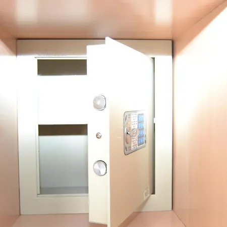 Listen The Silence - 355 Apartment *